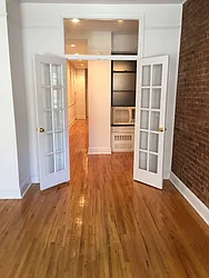 Rented by Metropolis Real Estate of Manhattan