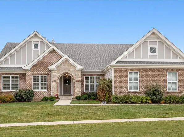 16944 Lake Mdw, Chesterfield, MO 63005