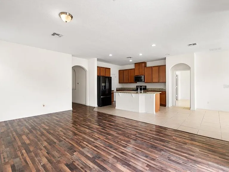 2804 Carter Grove Ln — Photo 9