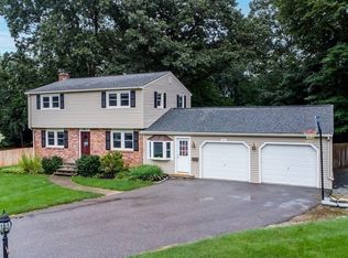 12 Dover Cir, Hudson, MA 01749