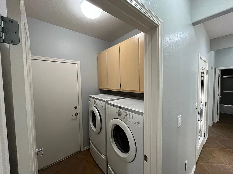 2266 Jada Dr — Photo 10