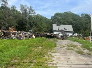 1003 Warren Hill Rd, Palmyra, ME 04965