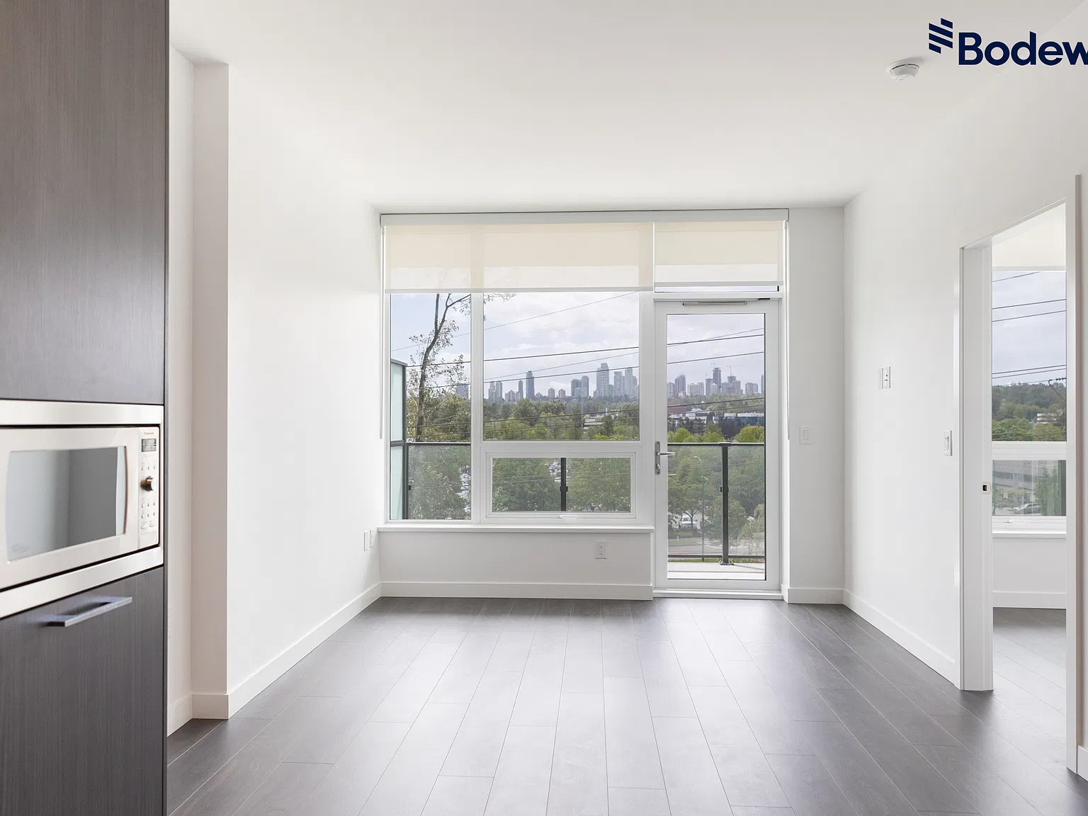 2425 Alpha Ave — Photo 2