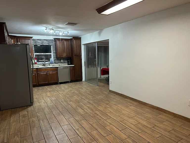 2129 Pine Ridge Dr — Photo 14