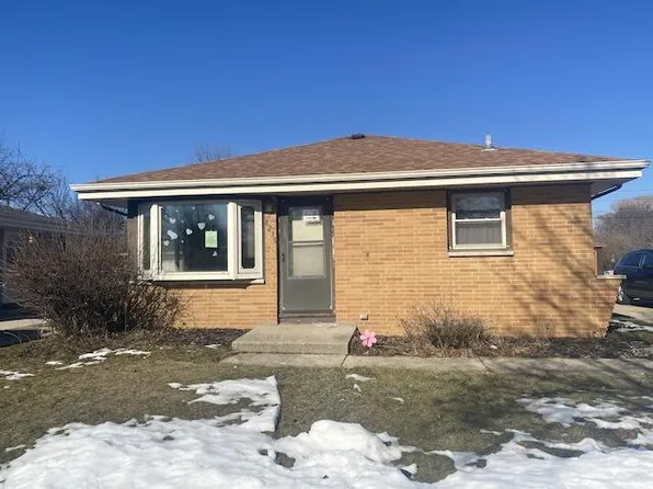 8238 West Casper STREET, Milwaukee, WI 53223
