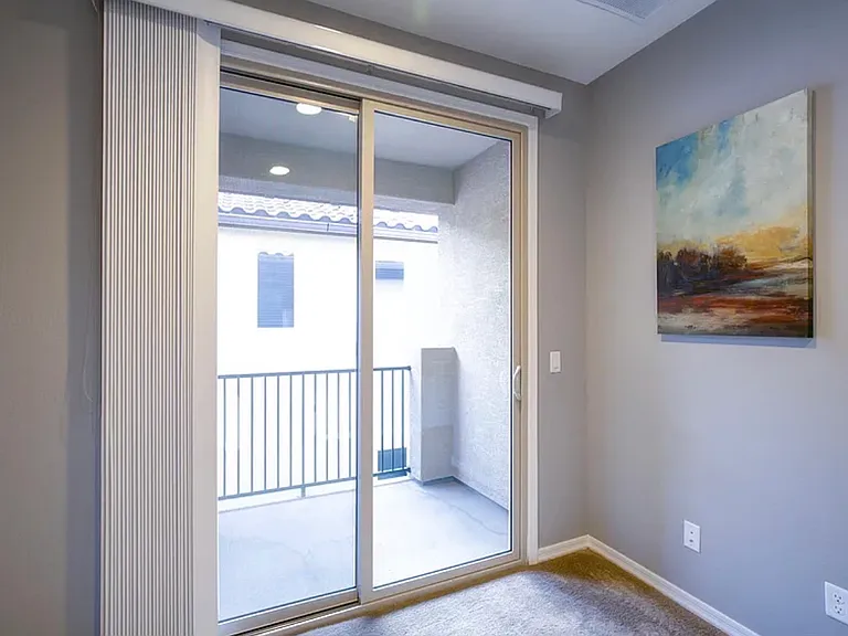 9238 W Coolbrook Ave — Photo 8