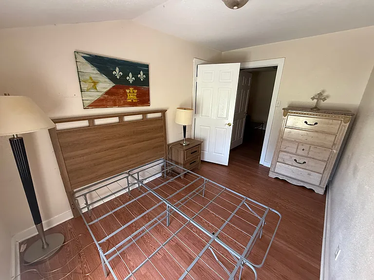 1550 Cross Lake Blvd #C — Photo 13
