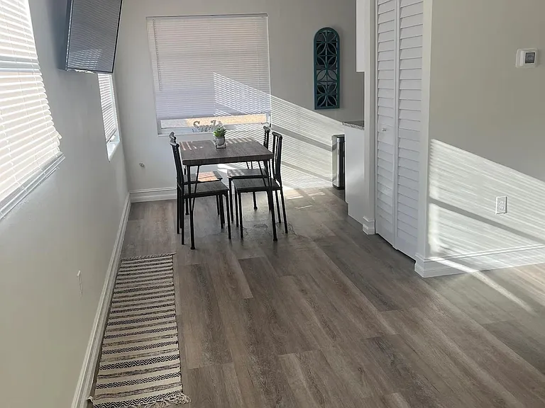5411 Oceanic Rd #5411 — Photo 6