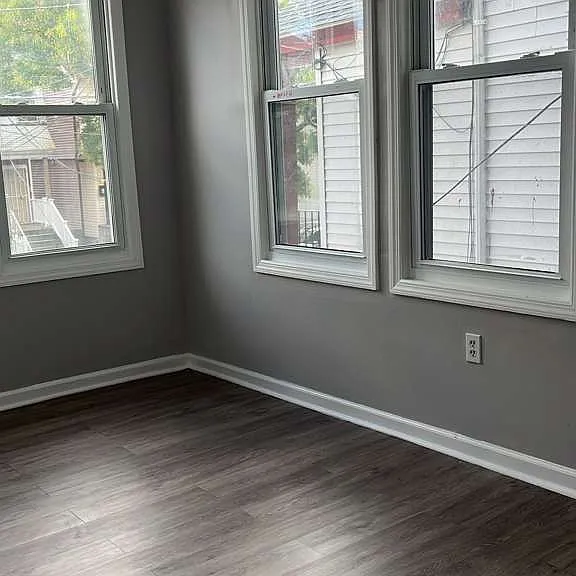 87 Schuyler Ave #1 — Photo 16