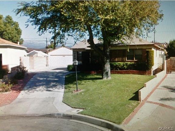 2nd image of 289 E Loma Vista St