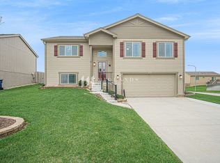13810 S 42nd Ave, Bellevue, NE 68123