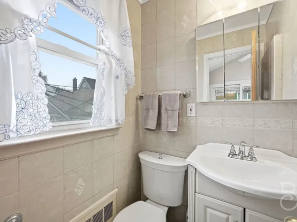 38-22 Clearview Expressway image 16 of 24