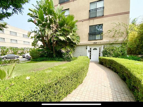 4th image of 350 N Oakhurst Dr