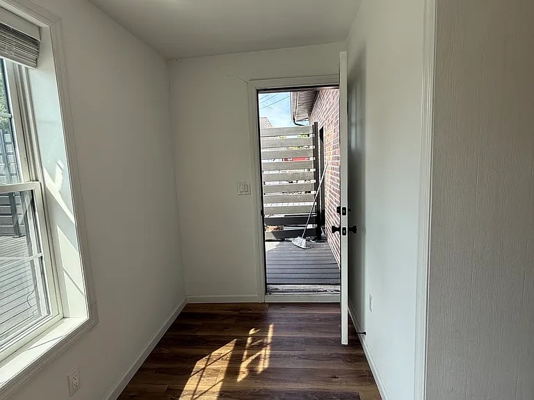 102 Clements Bridge Rd #B — Photo 4