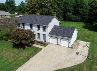 33065 Cedar Rd, Mayfield Heights, OH 44124