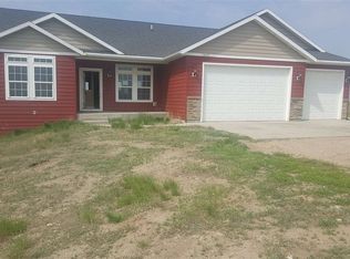 13633 Redwood Way NW, Williston, ND 58801