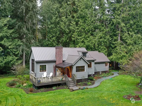 3678 Redtail Lane, Clinton, WA 98236