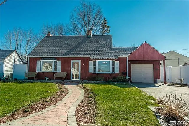 47 Silver Ln photo 1