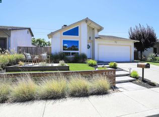 4660 Deercreek Ln, Concord, CA 94521
