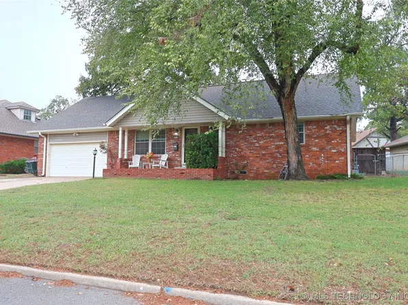 1217 E 7th St N, Sand Springs, OK 74063