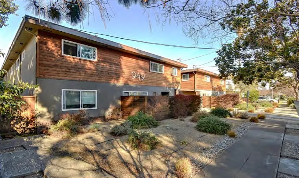 2 bed, 1.5 bath, 1100 sqft, $3,195 — Photo 1