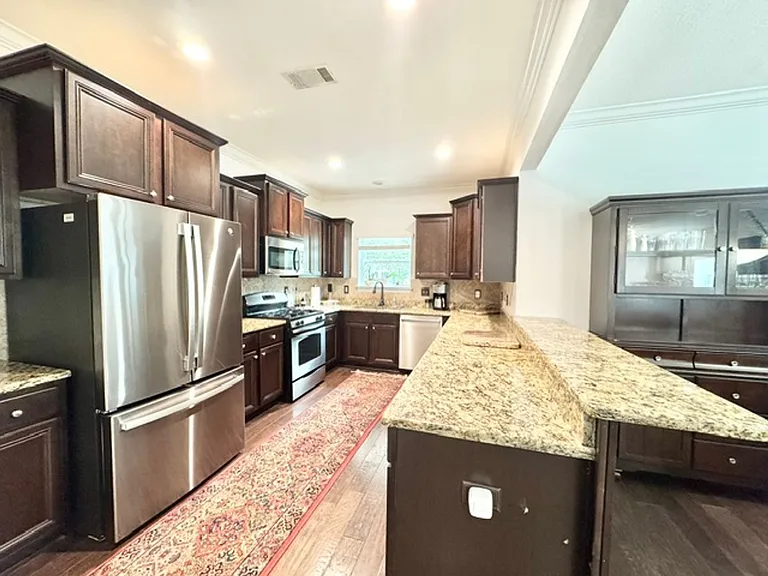 104 Golf Villa Dr — Photo 8
