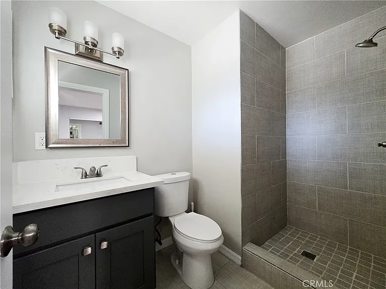 6624 Gross Ave — Photo 10