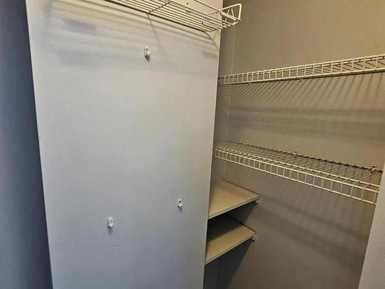 2148 Sherwood Forest Blvd #4 — Photo 30