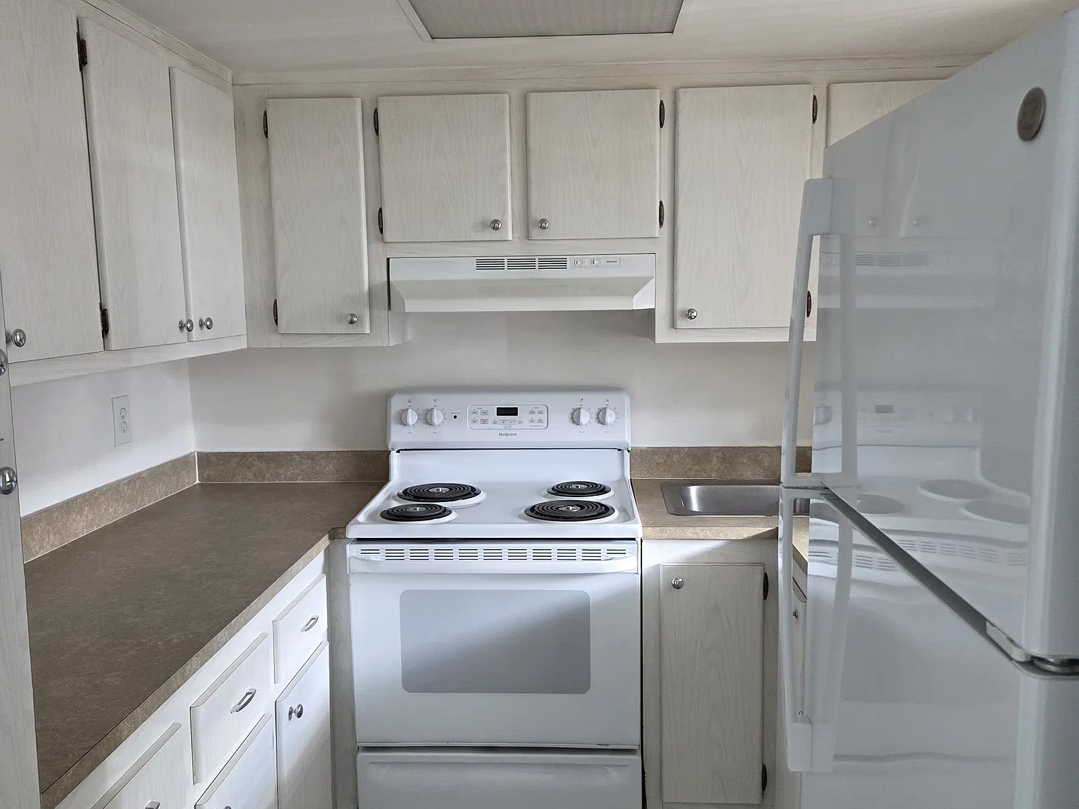 1 bed, 708 sqft, $1,250 — Photo 2