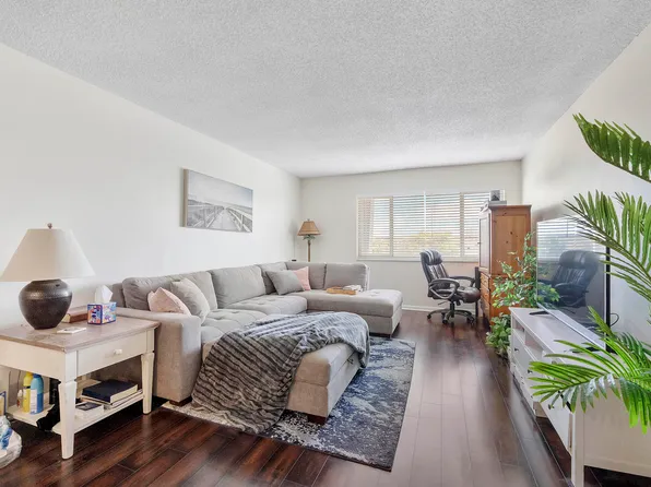 125 Shore Court #304a, North Palm Beach, FL 33408