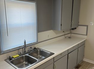 1512 Smallhouse Rd, Bowling Green, KY 42104