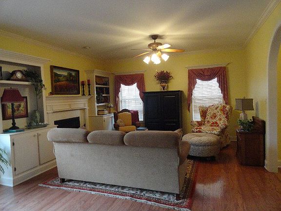 2nd image of 627 Piedmont Dr