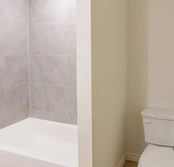 2306 Duntov Dr #B — Photo 22