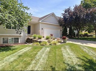 3421 Dorchester Way, Madison, WI 53719