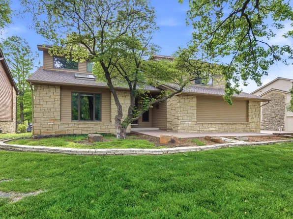 560 N Saint Andrews Dr, Wichita, KS 67230