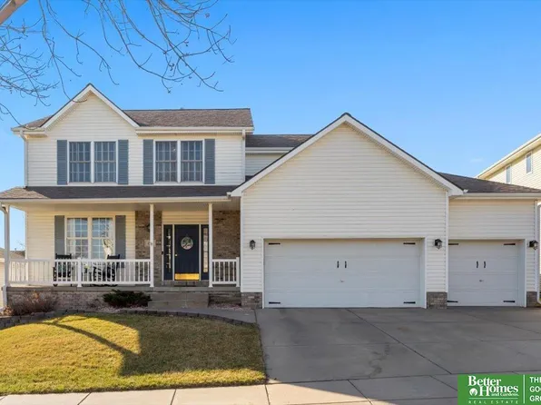137 W Lombard Dr, Lincoln, NE 68521