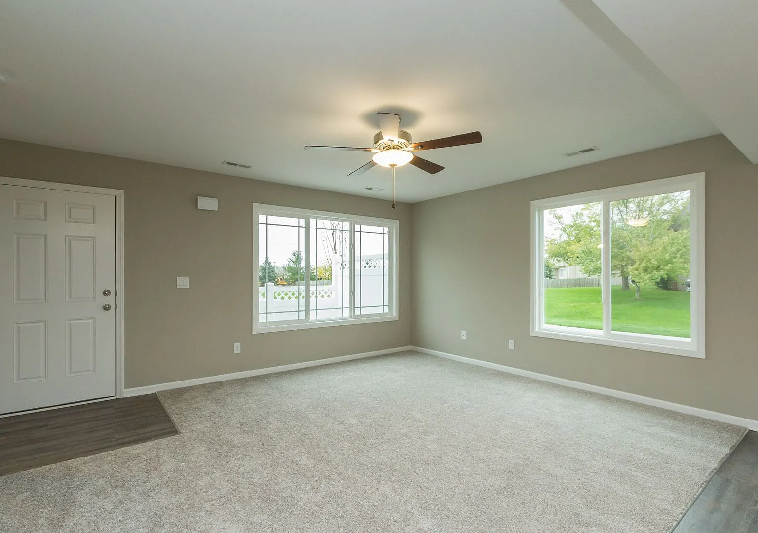 Delavan Townhomes — Photo 4