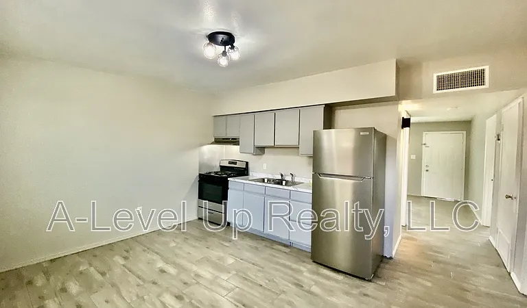 5745 S Southland Blvd #5 — Photo 6