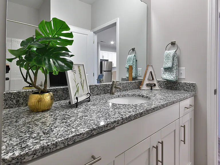 Grand Oaks Apartments — Photo 69