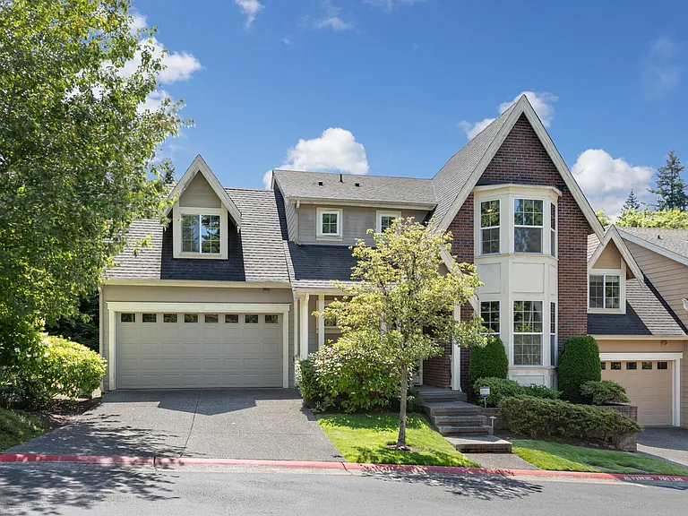 Minutes to downtown and world class amenities!