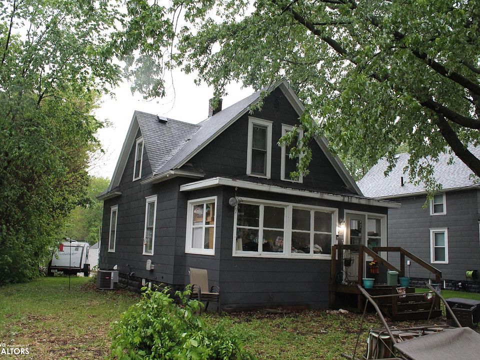 2nd image of 311 14th St NW
