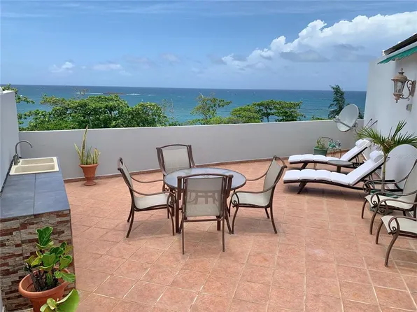 Costa Del Sol Street Ond Chalets De La Playa Calle APT 386, Vega Baja, PR 00693