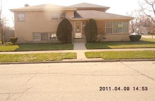 1st image of 7550 N Keeler Ave