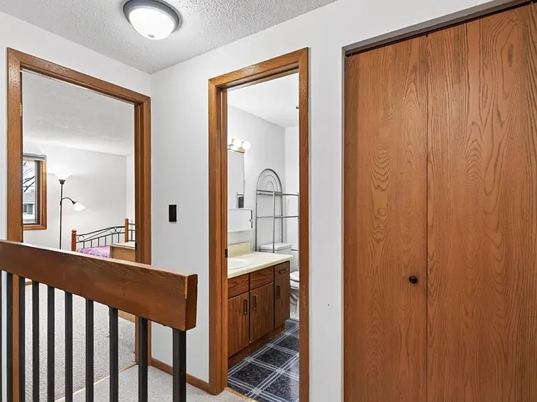 852 Woodgate Dr #2 — Photo 10