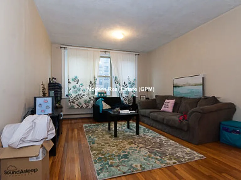 24 Ransom Rd #3L — Photo 2