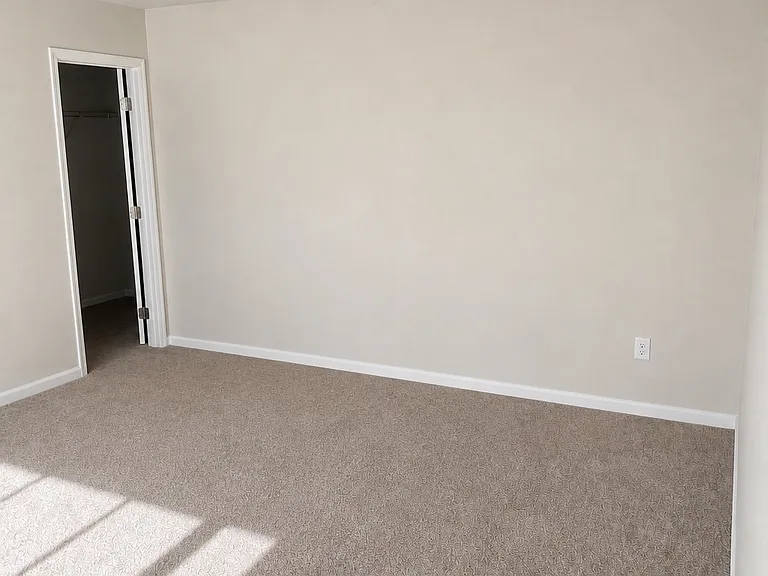 434 Forecastle St — Photo 5