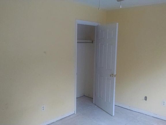 4th image of 2010 Sandcastle Dr #D