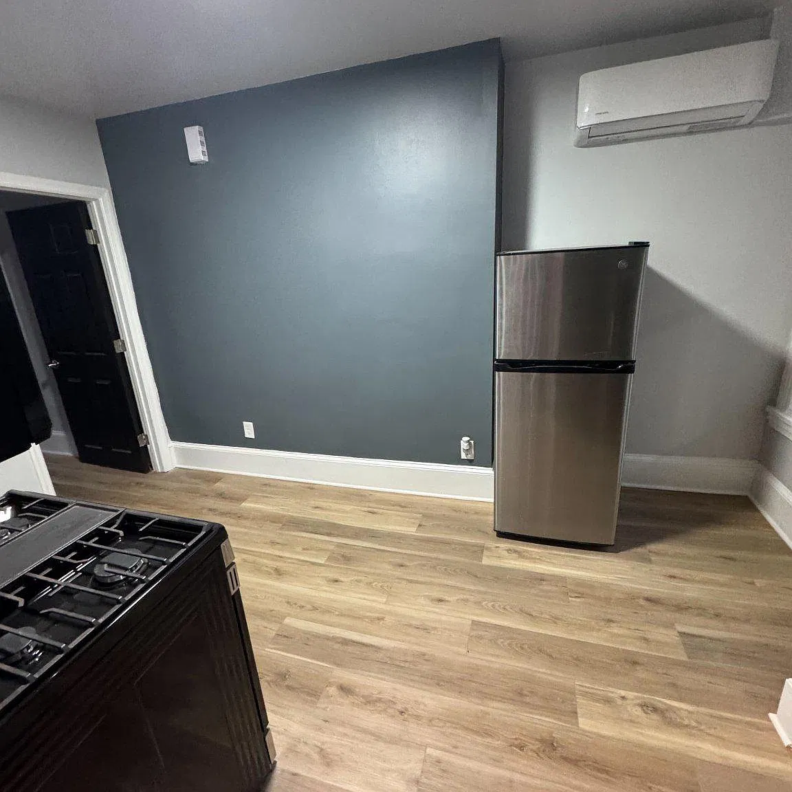1 bed, 1.0 bath, 2155 sqft, $1,500 — Photo 3