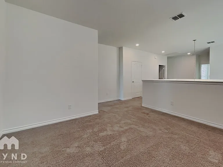 21535 Vista De Cristal — Photo 10