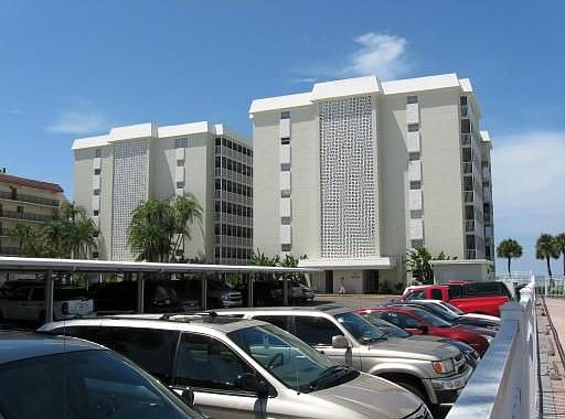 Crescent Arms Towers